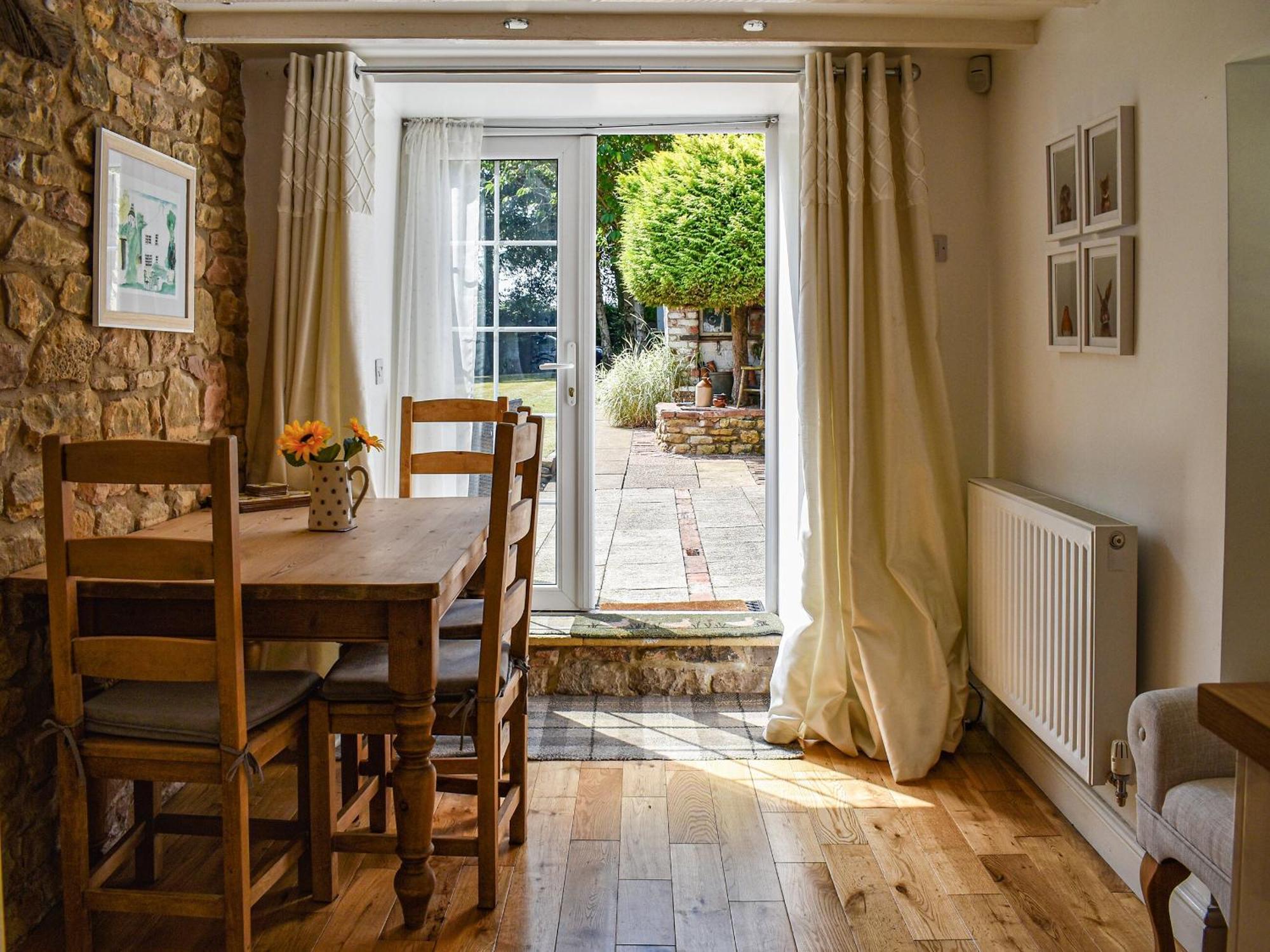 Bathurst Cottage Scarcliffe エクステリア 写真